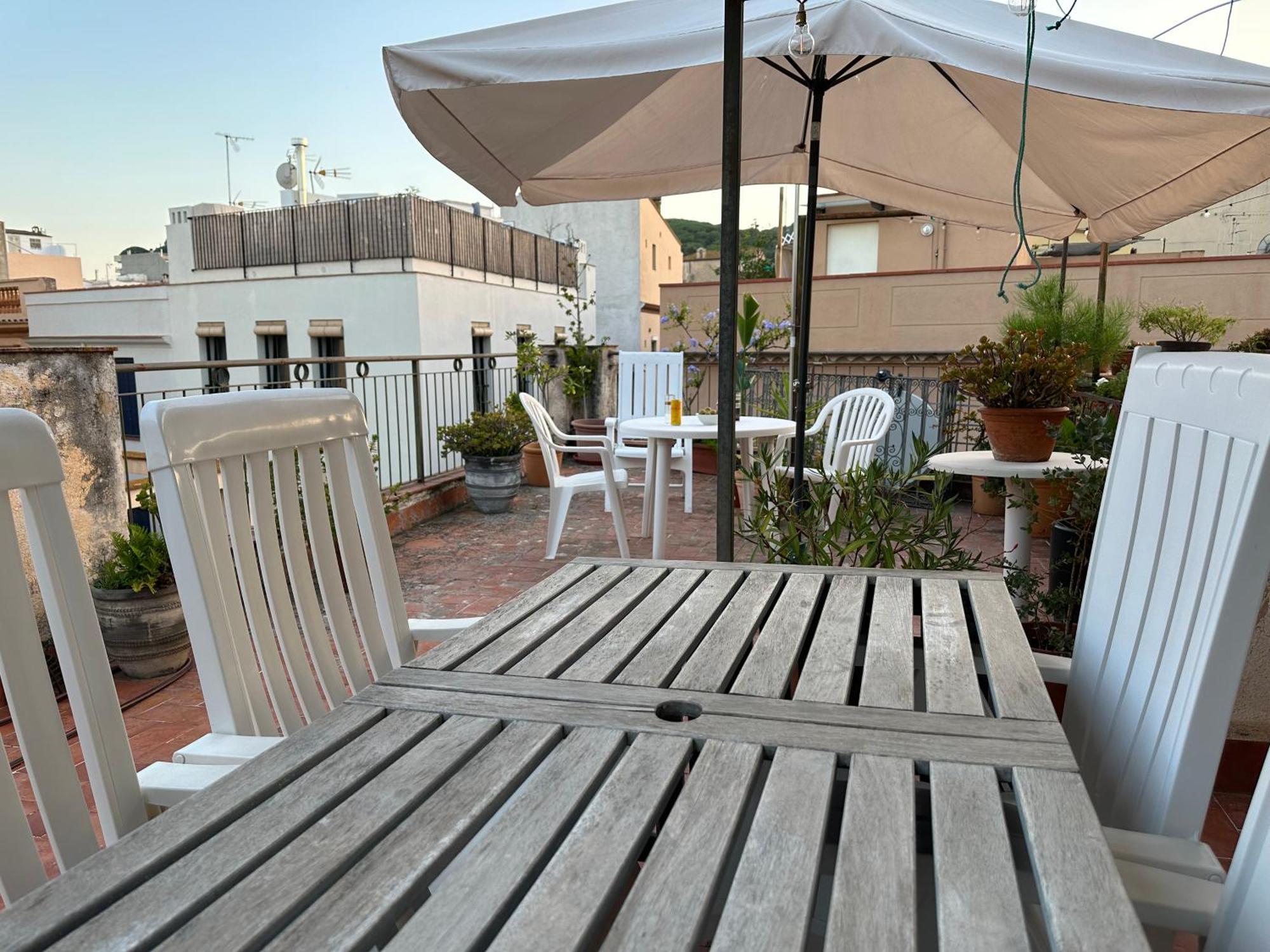 Notaria-Apartamento Y Estudio En Casco Antiguo, Al Lado De Playa, Rambla Y Monasterio, Con Acceso A Terraza Ajardinada Sant Feliu de Guixols Εξωτερικό φωτογραφία